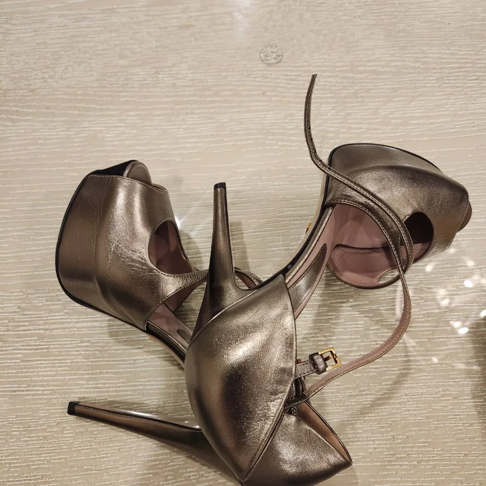 Gucci shoe - Picture 2 of 7